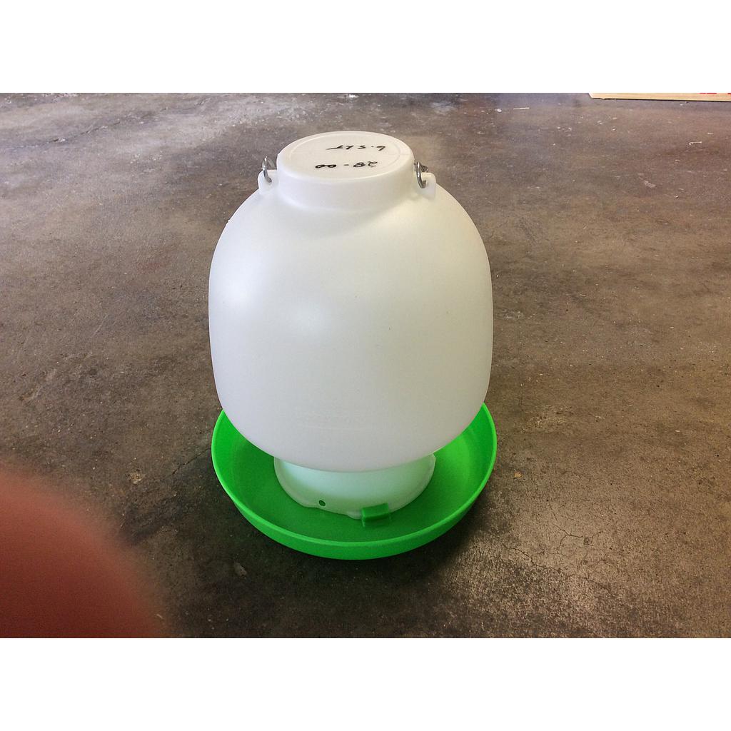 6.5ltr Poultry Drinker Green &amp; White
